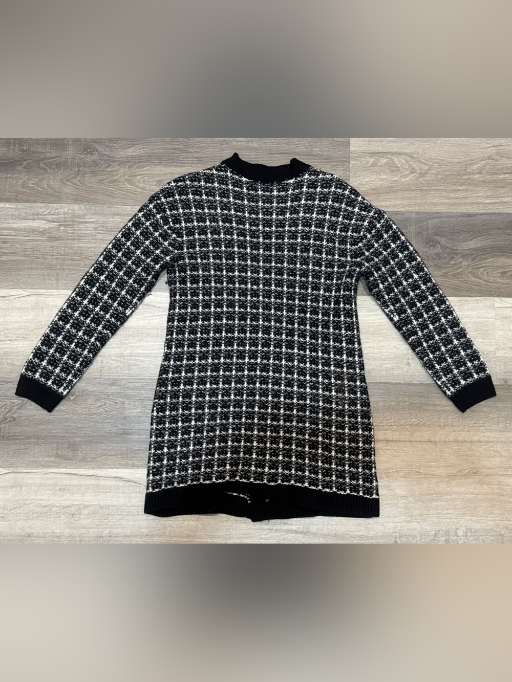 Talbots Black & White Tweed Long Cardigan Merino Wool Sweater with Gold Buttons - Picture 9 of 9